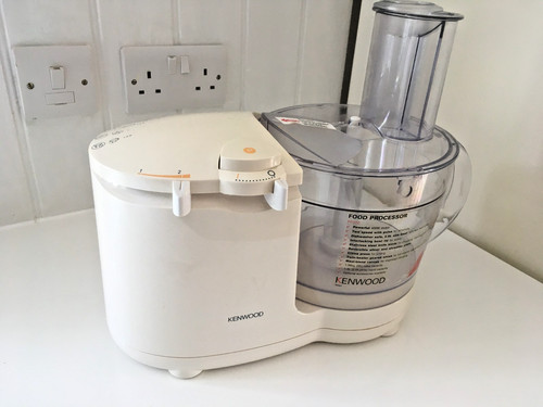 Kenwood food processor fp370 - food,